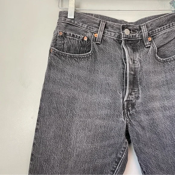 SOLD LEVIS 501 no tab high rise size 27 black - Picture 4 of 8